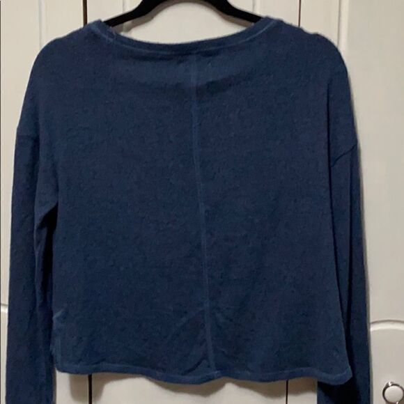 Gilly Hicks cropped sweater XS - Picture 6 of 10